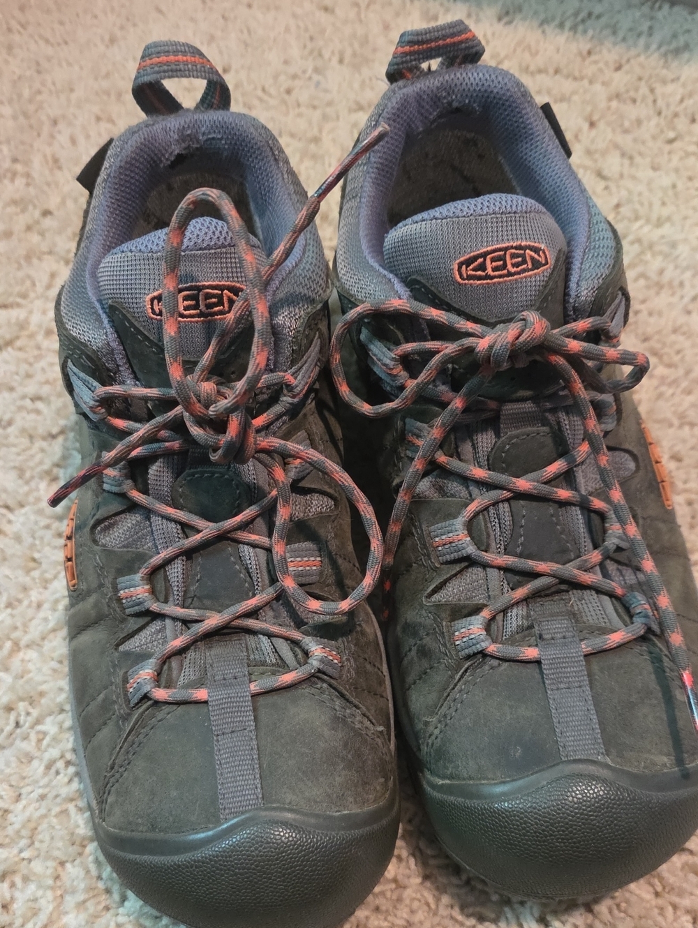 Keen Women's Gray Hiking Boots with Coral Accents Size 10